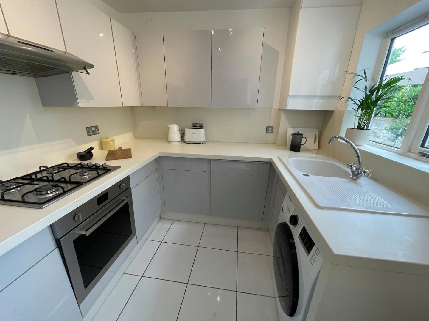 Fantastic Victorian House, Excellent City Location - Cambridge Homehost מראה חיצוני תמונה